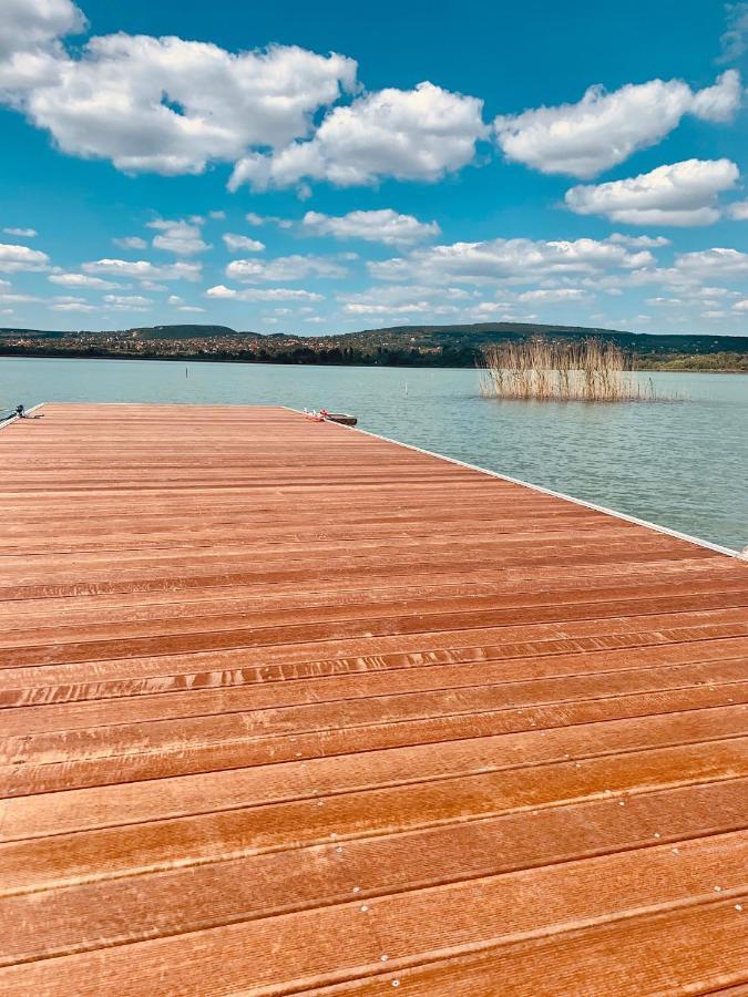 Fűz Liget Üdülőpark Balatonfůzfő Exterior foto
